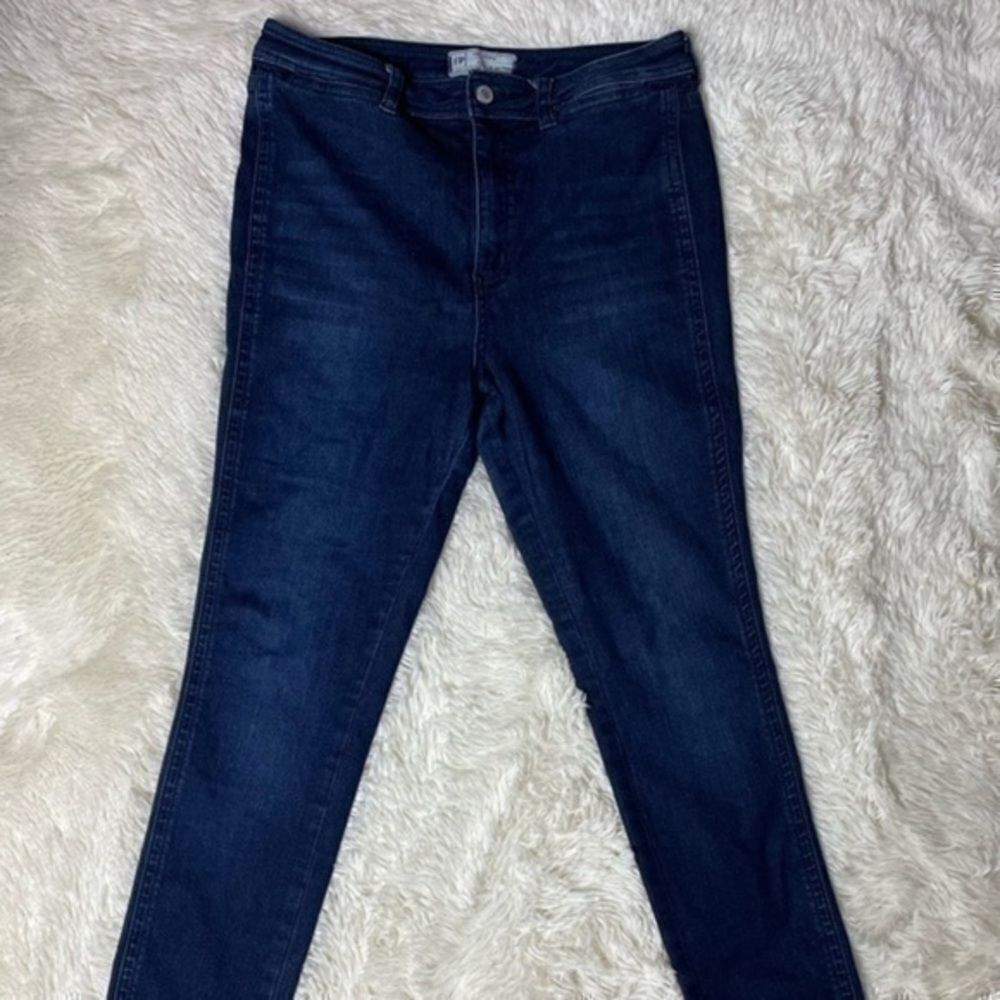 EUC Women’s Dark Blue Free People High-rise Skinny Stretch Jeans size 30